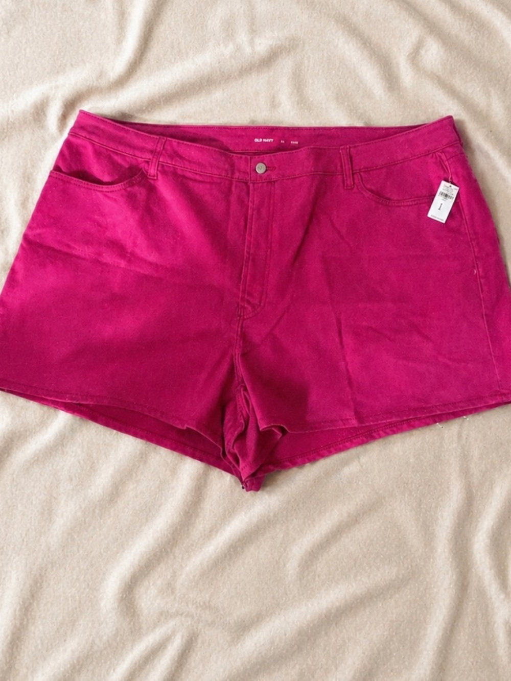 Old Navy High Rise WOW Pink Shorts NWT Plus Size 28